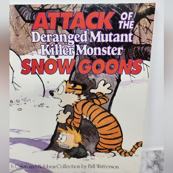 Calvin And Hobbs Paperback Comic Book - Picture 2 of 8